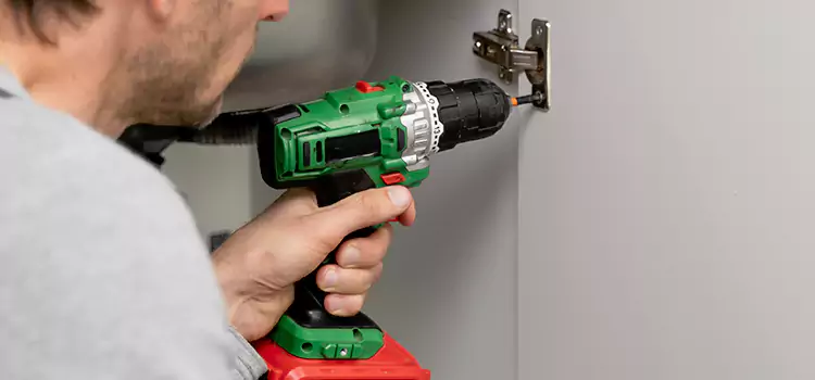 Commercial Door Hinge Repair Gatineau