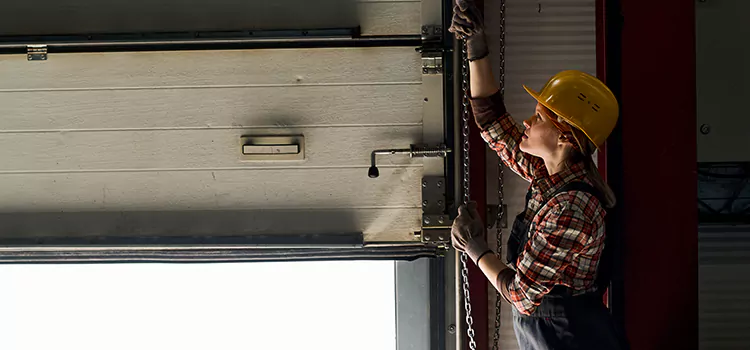 Addressing Common Garage Door Stoppage Issues in Gatineau, QC